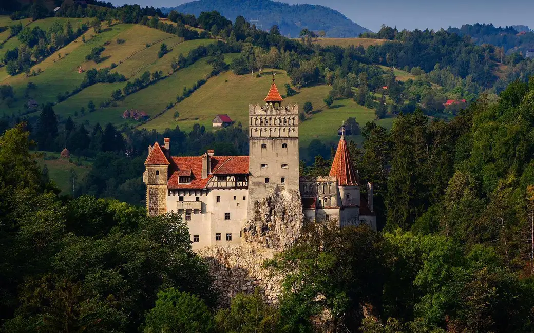 From Brasov: Tour of Castles and Surrounding Area