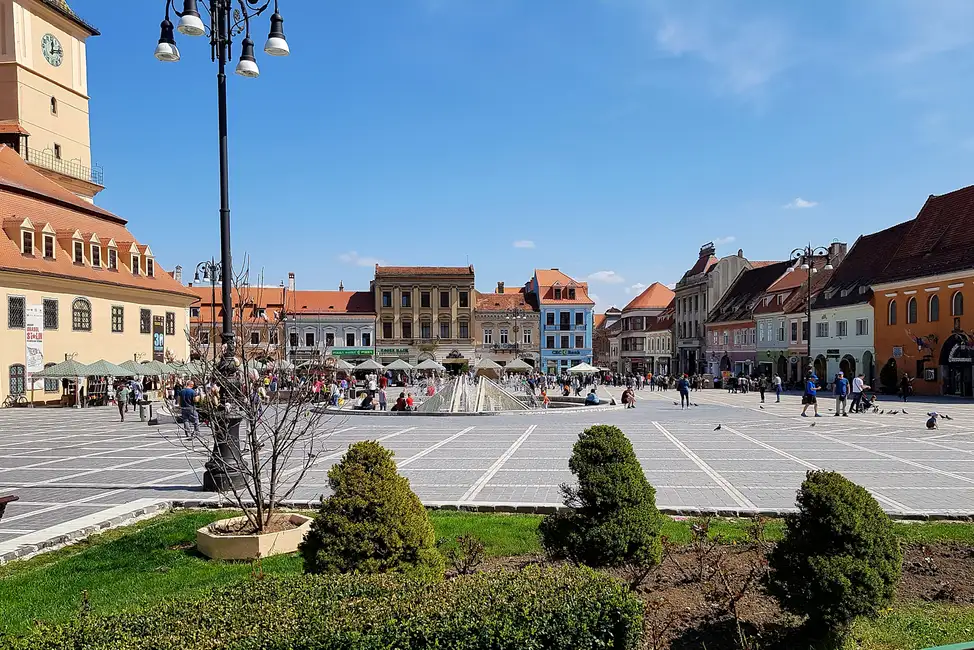 From Bucharest: Dracula Castle, Peles & Brasov Full-Day Trip