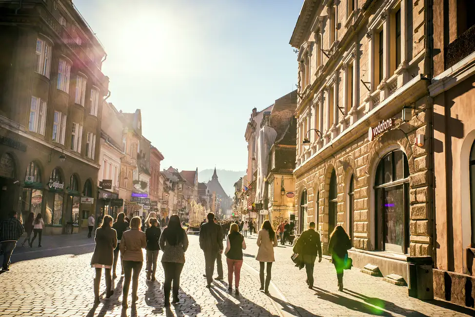 From Bucharest: Dracula Castle, Peles & Brasov Full-Day Trip