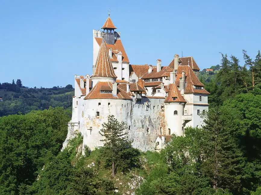 Bucharest: Dracula's Castle, Peles Castle, & Brasov Old Town